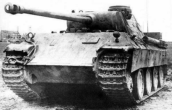 Иллюстрация к книге — Тяжёлый танк «Пантера». Первая полная энциклопедия [i_051.jpg]