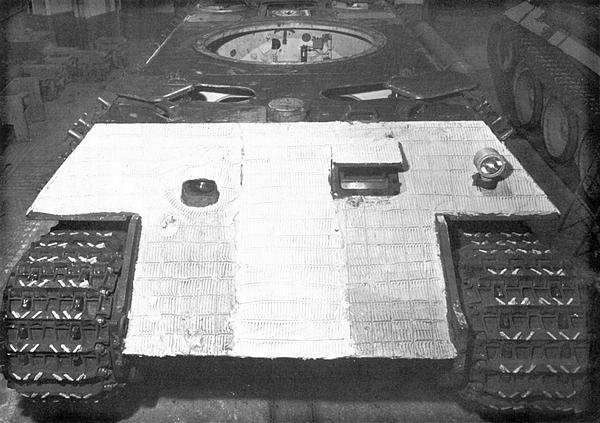 Иллюстрация к книге — Тяжёлый танк «Пантера». Первая полная энциклопедия [i_091.jpg]