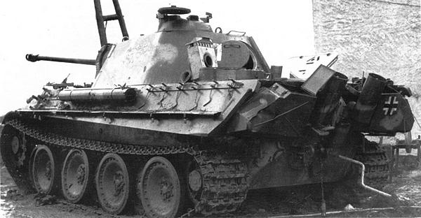 Иллюстрация к книге — Тяжёлый танк «Пантера». Первая полная энциклопедия [i_120.jpg]