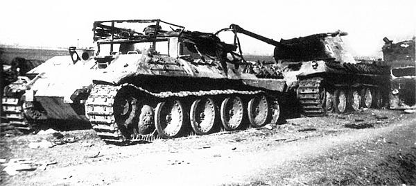 Иллюстрация к книге — Тяжёлый танк «Пантера». Первая полная энциклопедия [i_165.jpg]