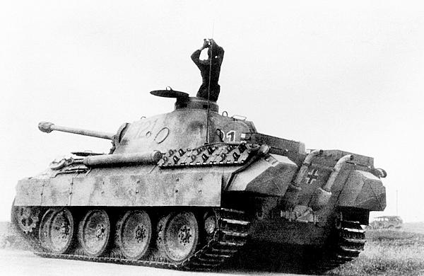 Иллюстрация к книге — Тяжёлый танк «Пантера». Первая полная энциклопедия [i_188.jpg]