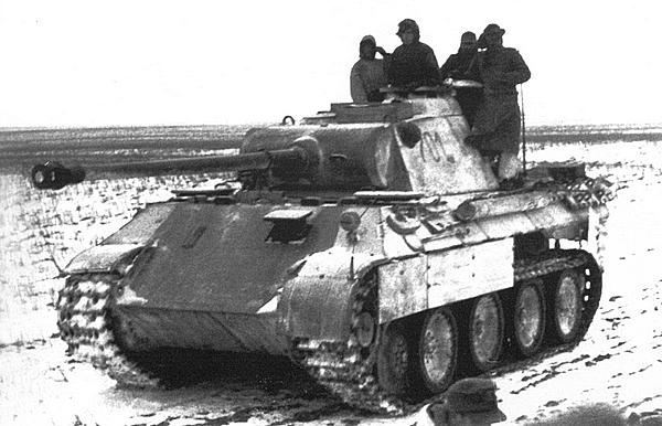 Иллюстрация к книге — Тяжёлый танк «Пантера». Первая полная энциклопедия [i_225.jpg]