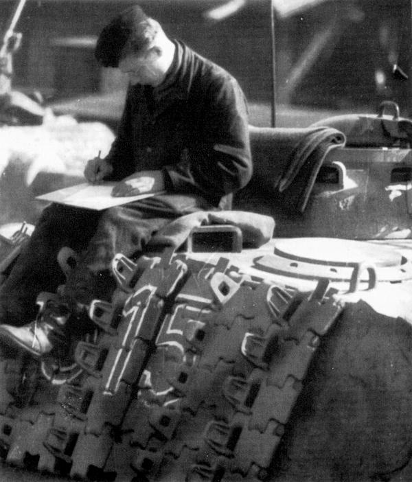 Иллюстрация к книге — Тяжёлый танк «Пантера». Первая полная энциклопедия [i_235.jpg]