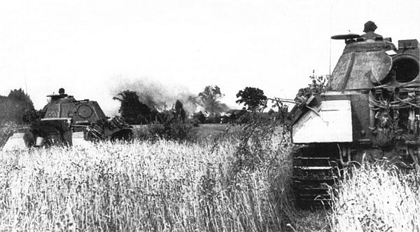 Иллюстрация к книге — Тяжёлый танк «Пантера». Первая полная энциклопедия [i_238.jpg]