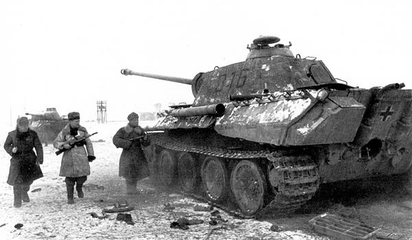 Иллюстрация к книге — Тяжёлый танк «Пантера». Первая полная энциклопедия [i_241.jpg]