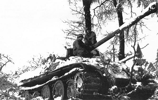 Иллюстрация к книге — Тяжёлый танк «Пантера». Первая полная энциклопедия [i_268.jpg]