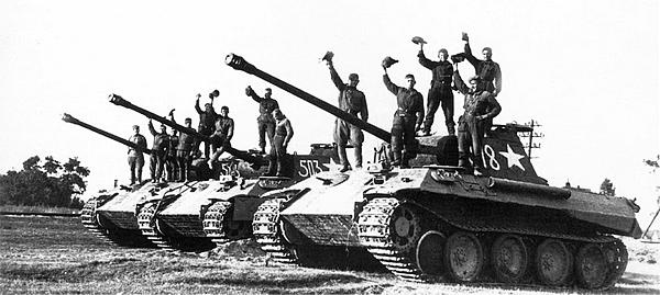 Иллюстрация к книге — Тяжёлый танк «Пантера». Первая полная энциклопедия [i_287.jpg]