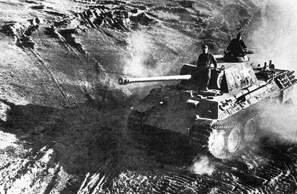 Иллюстрация к книге — Тяжёлый танк «Пантера». Первая полная энциклопедия [i_289.jpg]