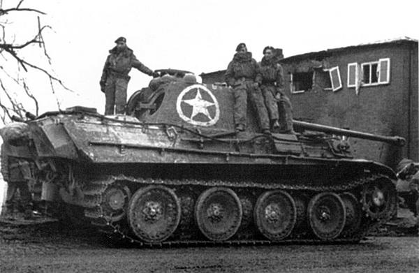 Иллюстрация к книге — Тяжёлый танк «Пантера». Первая полная энциклопедия [i_291.jpg]