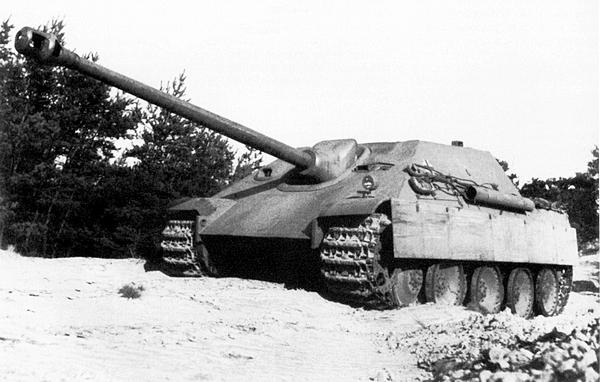 Иллюстрация к книге — Тяжёлый танк «Пантера». Первая полная энциклопедия [i_300.jpg]