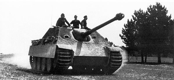 Иллюстрация к книге — Тяжёлый танк «Пантера». Первая полная энциклопедия [i_304.jpg]