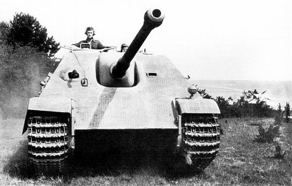 Иллюстрация к книге — Тяжёлый танк «Пантера». Первая полная энциклопедия [i_305.jpg]