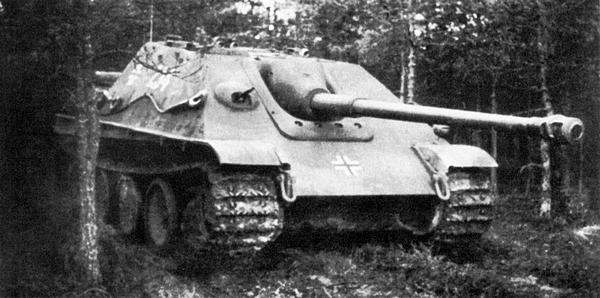 Иллюстрация к книге — Тяжёлый танк «Пантера». Первая полная энциклопедия [i_310.jpg]