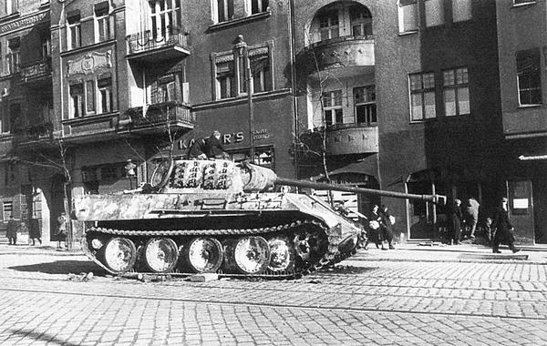 Иллюстрация к книге — Тяжёлый танк «Пантера». Первая полная энциклопедия [i_368.jpg]