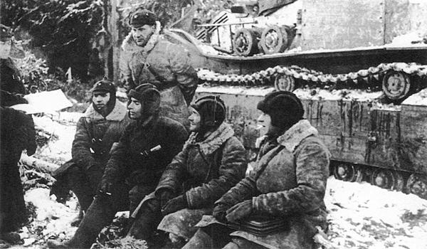 Иллюстрация к книге — Средний танк Т-28. Трёхглавый монстр Сталина [i_117.jpg]