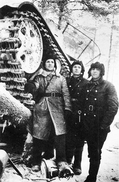 Иллюстрация к книге — Средний танк Т-28. Трёхглавый монстр Сталина [i_124.jpg]