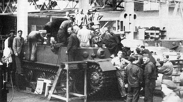 Иллюстрация к книге — «Элефант». Тяжёлое штурмовое орудие Фердинанда Порше [i_005.jpg]