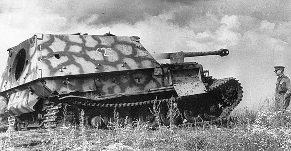 Иллюстрация к книге — «Элефант». Тяжёлое штурмовое орудие Фердинанда Порше [i_044.jpg]