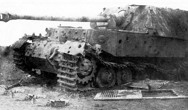 Иллюстрация к книге — «Элефант». Тяжёлое штурмовое орудие Фердинанда Порше [i_047.jpg]
