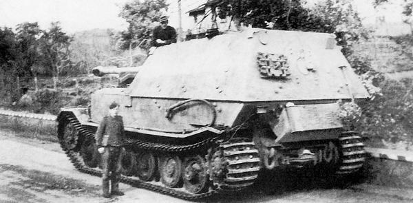 Иллюстрация к книге — «Элефант». Тяжёлое штурмовое орудие Фердинанда Порше [i_132.jpg]