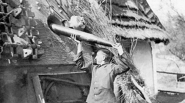 Иллюстрация к книге — «Элефант». Тяжёлое штурмовое орудие Фердинанда Порше [i_134.jpg]