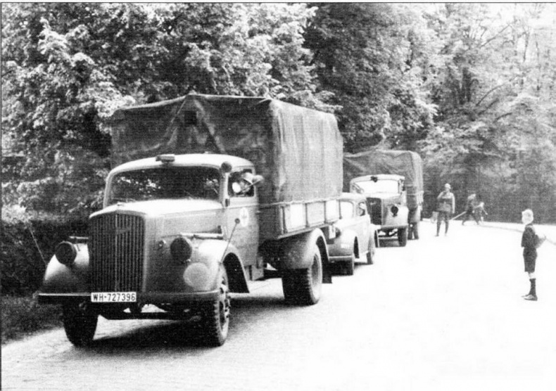 Иллюстрация к книге — Полуторатонные грузовики Германии 1939—1945 гг. [img_39.jpg]