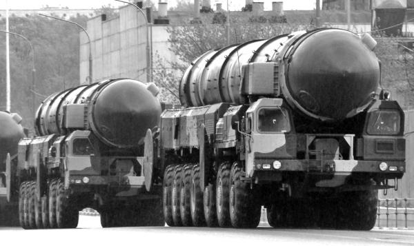 Иллюстрация к книге — Секретные автомобили Советской Армии [_298.jpg]