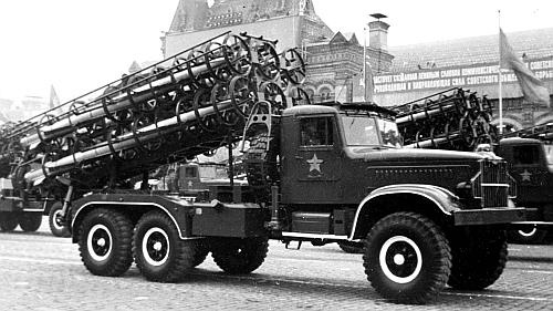 Иллюстрация к книге — Автомобили Советской Армии 1946-1991 [_124.jpg]