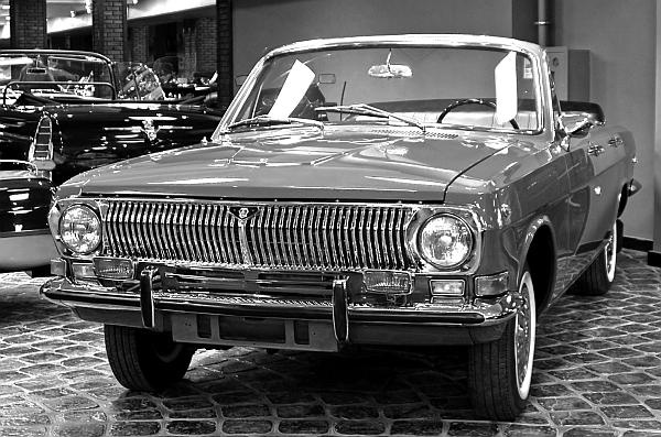 Иллюстрация к книге — Автомобили Советской Армии 1946-1991 [_142.jpg]