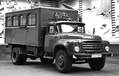 Иллюстрация к книге — Автомобили Советской Армии 1946-1991 [_180.jpg]