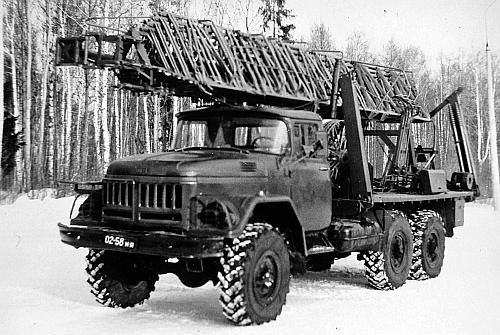 Иллюстрация к книге — Автомобили Советской Армии 1946-1991 [_193.jpg]