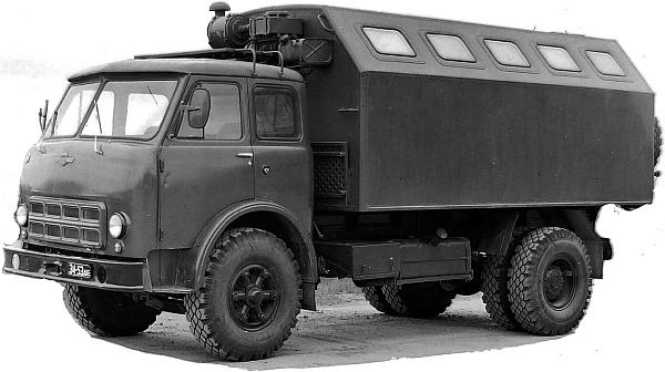 Иллюстрация к книге — Автомобили Советской Армии 1946-1991 [_215.jpg]