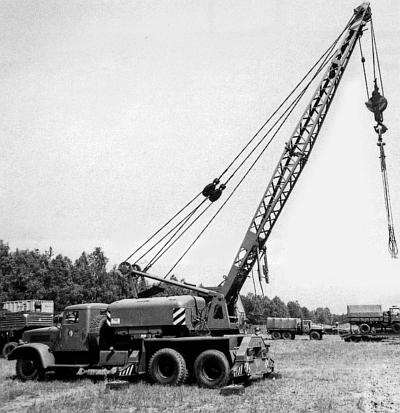 Иллюстрация к книге — Автомобили Советской Армии 1946-1991 [_242.jpg]