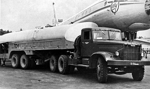 Иллюстрация к книге — Автомобили Советской Армии 1946-1991 [_243.jpg]