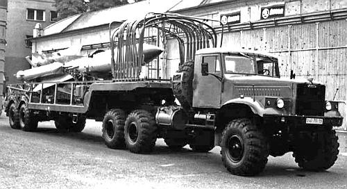 Иллюстрация к книге — Автомобили Советской Армии 1946-1991 [_255.jpg]