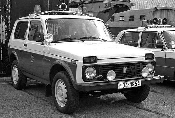 Иллюстрация к книге — Автомобили Советской Армии 1946-1991 [_256.jpg]