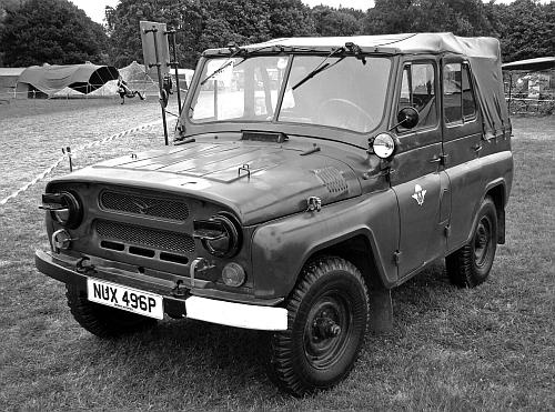 Иллюстрация к книге — Автомобили Советской Армии 1946-1991 [_259.jpg]