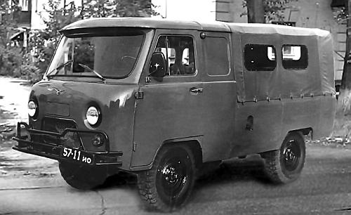 Иллюстрация к книге — Автомобили Советской Армии 1946-1991 [_267.jpg]