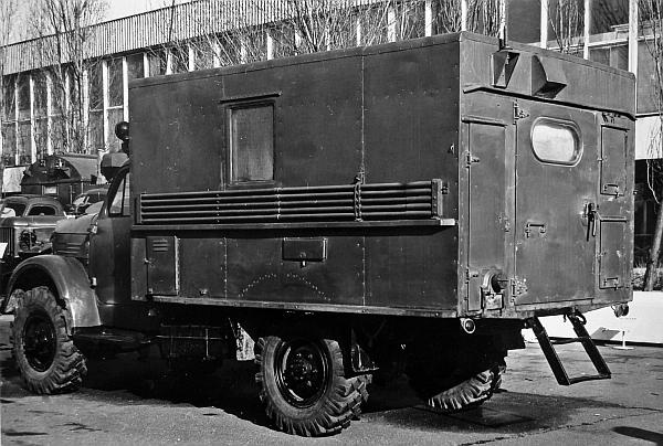 Иллюстрация к книге — Автомобили Советской Армии 1946-1991 [_27.jpg]