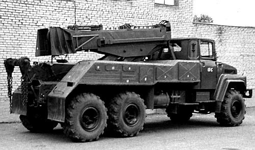 Иллюстрация к книге — Автомобили Советской Армии 1946-1991 [_317.jpg]