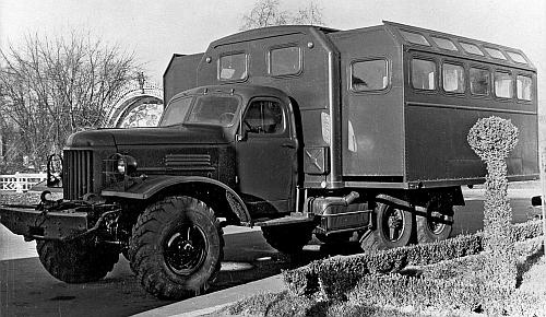 Иллюстрация к книге — Автомобили Советской Армии 1946-1991 [_89.jpg]