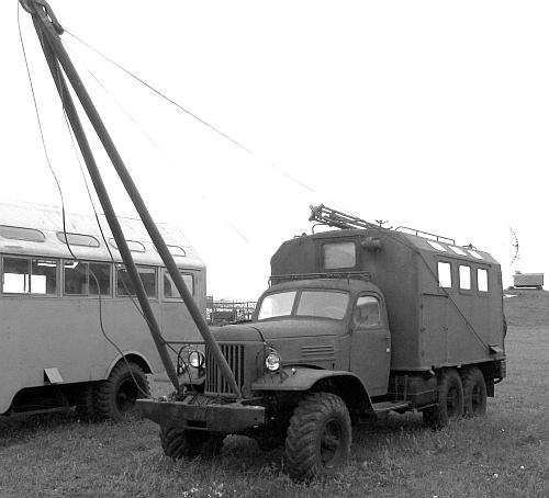 Иллюстрация к книге — Автомобили Советской Армии 1946-1991 [_93.jpg]