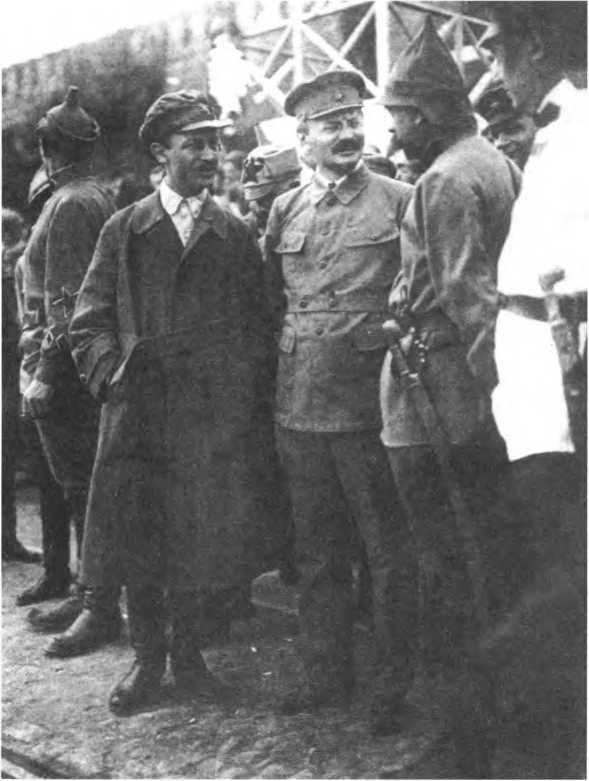 Иллюстрация к книге — Русская армия между Троцким и Сталиным [i_029.jpg]