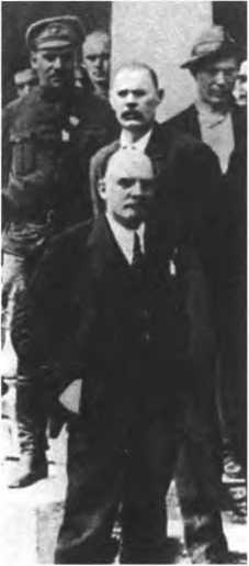 Иллюстрация к книге — Русская армия между Троцким и Сталиным [i_040.jpg]