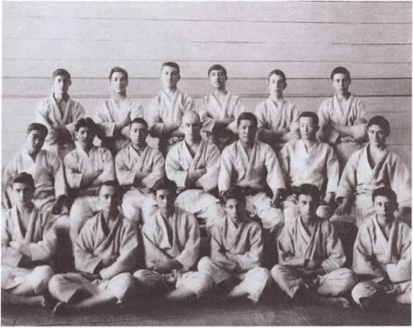 Иллюстрация к книге — Ощепков [i_026.jpg]