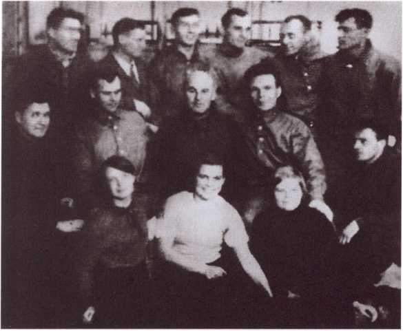 Иллюстрация к книге — Ощепков [i_058.jpg]