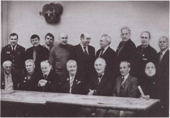 Иллюстрация к книге — Ощепков [i_072.jpg]