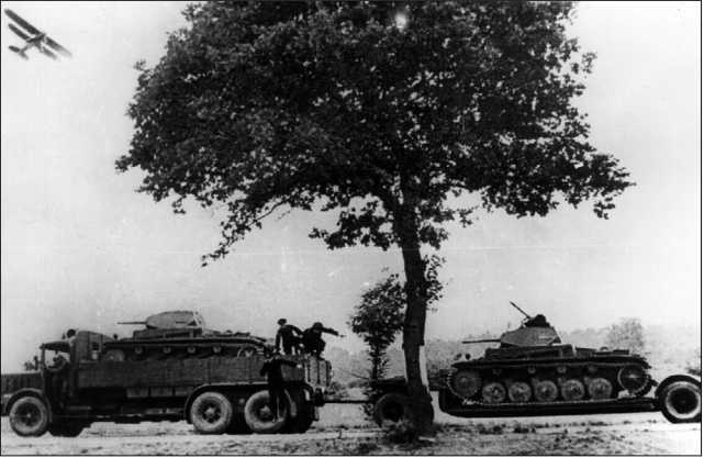 Иллюстрация к книге — Танки III Рейха. Том I [i_120.jpg]