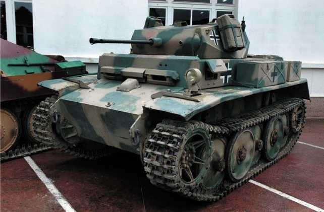 Иллюстрация к книге — Танки III Рейха. Том I [i_294.jpg]