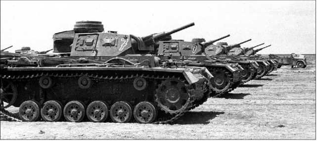 Иллюстрация к книге — Танки III Рейха. Том II [i_096.jpg]